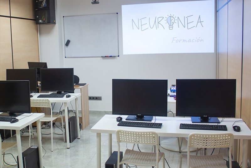 Neuronea 💡 Centro para todas las edades 🧠
