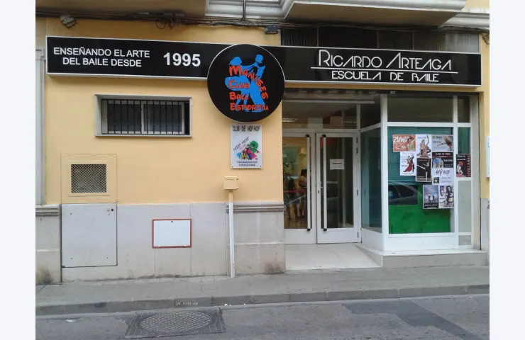 Escuela de baile Ricardo Arteaga