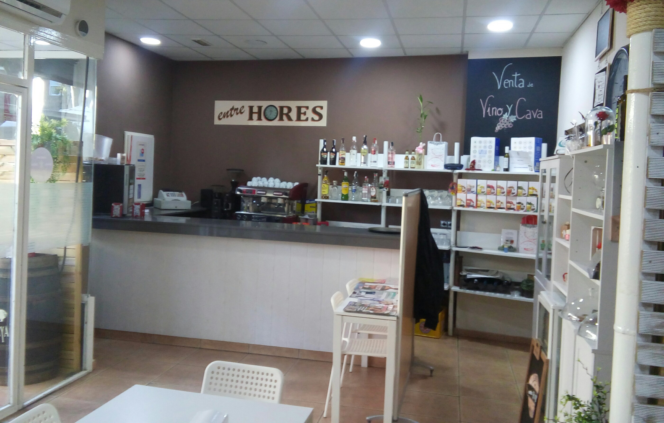 Cafe&Boutique entreHORES
